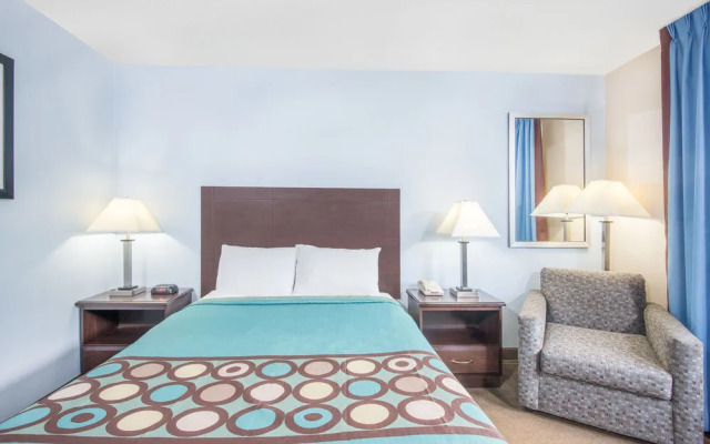 Super 8 by Wyndham Cleveland