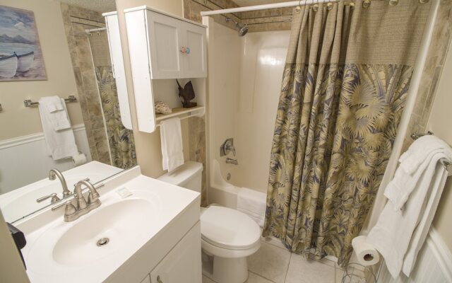 Beach & Tennis 201 by Vtrips