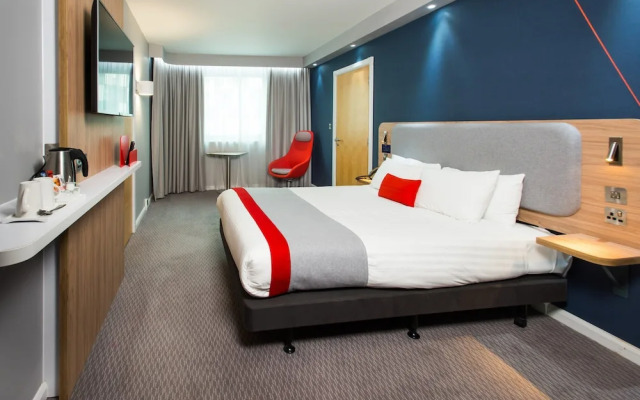 Holiday Inn Express Leeds Armouries
