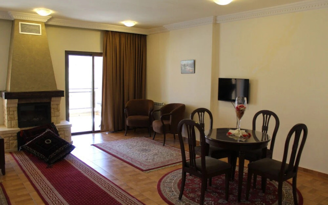 Le Notre Hotel & Ski Resort