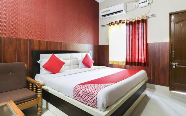OYO 35382 Hotel Moon Light
