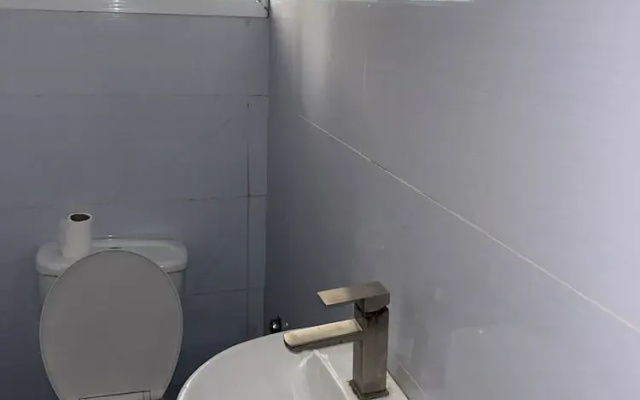 Luxury Shortlet Apartment LBS, AJAH