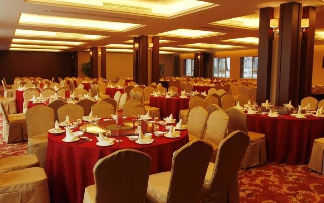 Kaixing Holiday Hotel