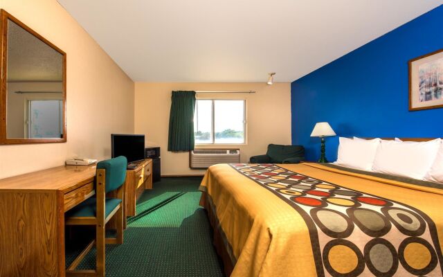Super 8 By Wyndham Waco University Area