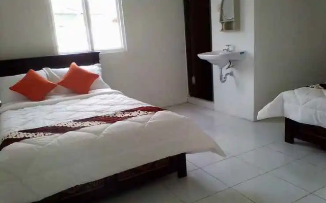 Yustin Family Homestay