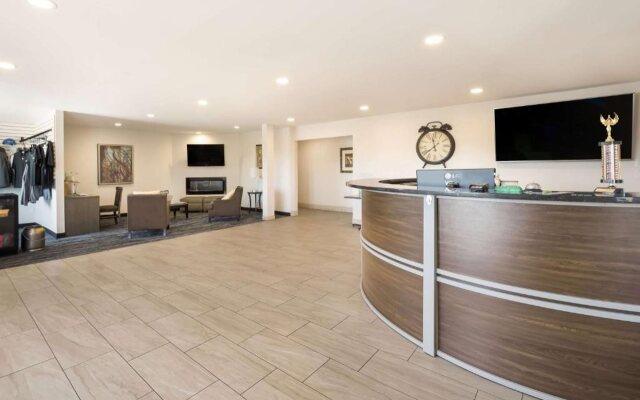 SureStay Hotel by Best Western Thomson