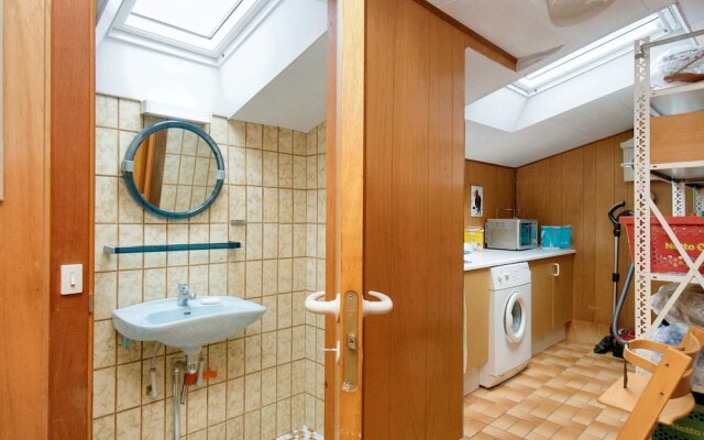 6 Person Holiday Home in Dronningmolle