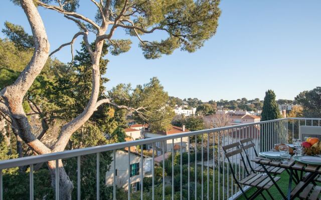 Appart Les Palmiers T3 3 Terrasse Dans Les Pins