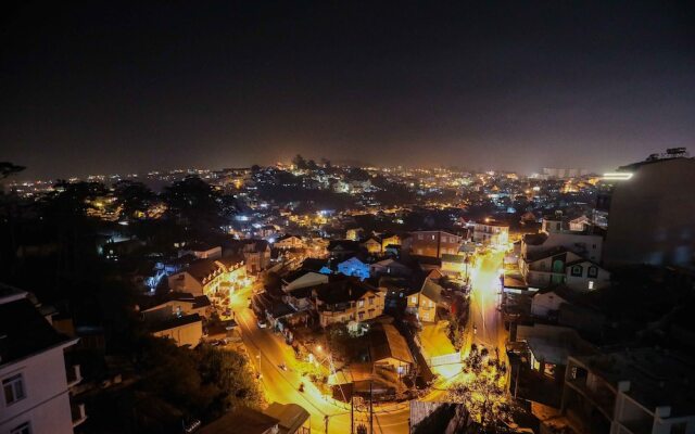 Dinh Cat Hotel Dalat