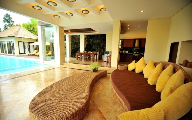 Casablanca Suite – Lobby – Ungasan