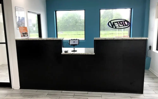 Metropolis Inn