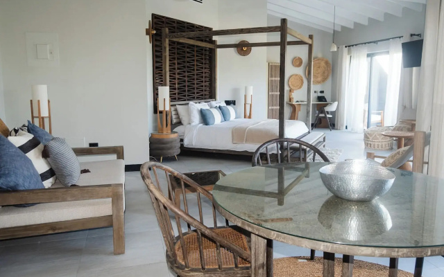 Tamarind Hills Resort & Villas