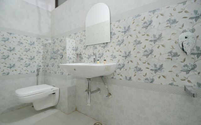 OYO 19970 Hotel Pink View