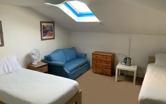 Camden Castle B&B