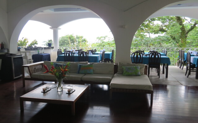 Shana by the Beach Manuel Antonio