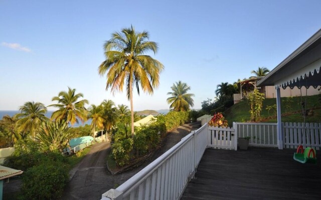 House With 2 Bedrooms in Sainte-marie, With Wonderful sea View, Shared Pool, Enclosed Garden