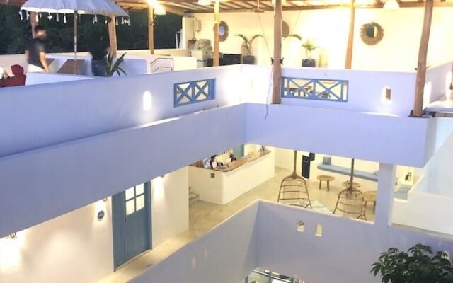 Seaesta Komodo Hotel & Hostel