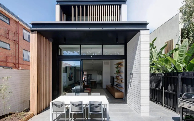 BOUTIQUE STAYS - Woodfin House