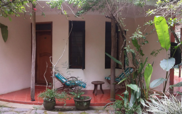 White Castle Hotel Arua