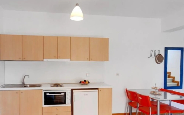Glyfa Apartments