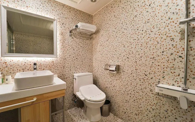 Hotel February Dongdaegu