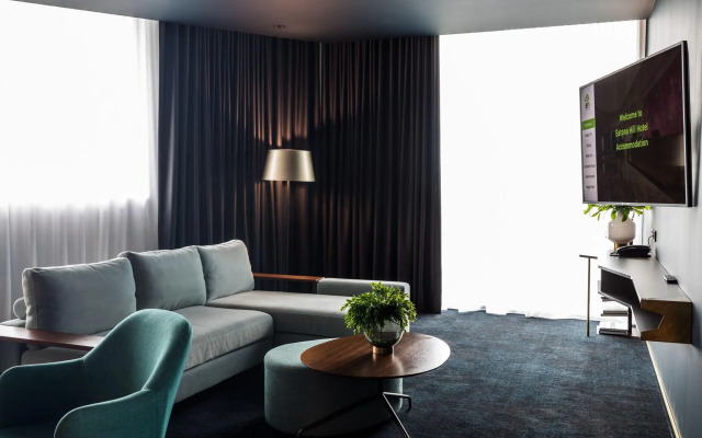 Eatons Hill Hotel