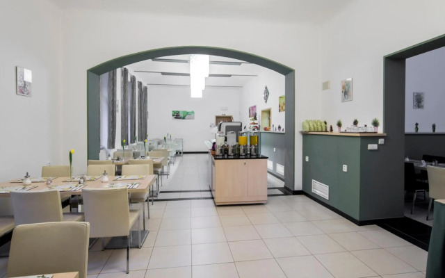 Hotel Pav