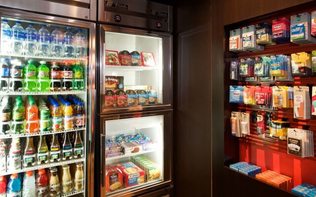 Courtyard by Marriott Bloomington