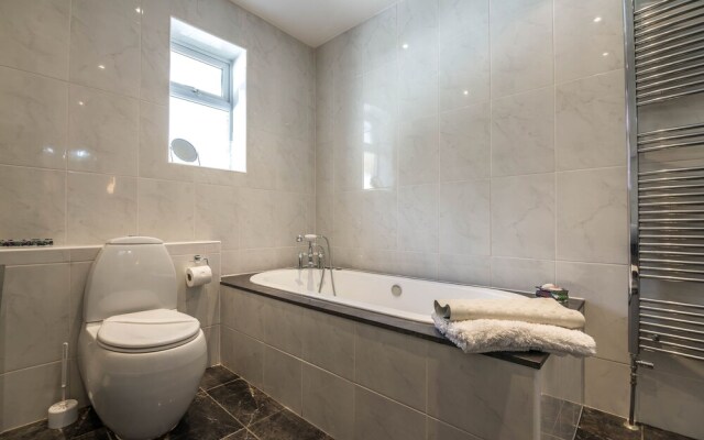 The Old Orchard - 3 Bedroom - Lamphey