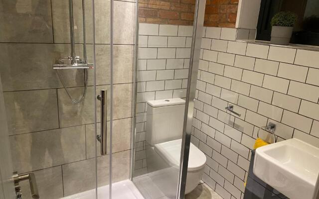 Lovely 1 bedroom serviced apartment in City Centre