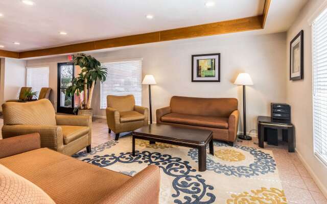 Quality Inn Fresno Near University