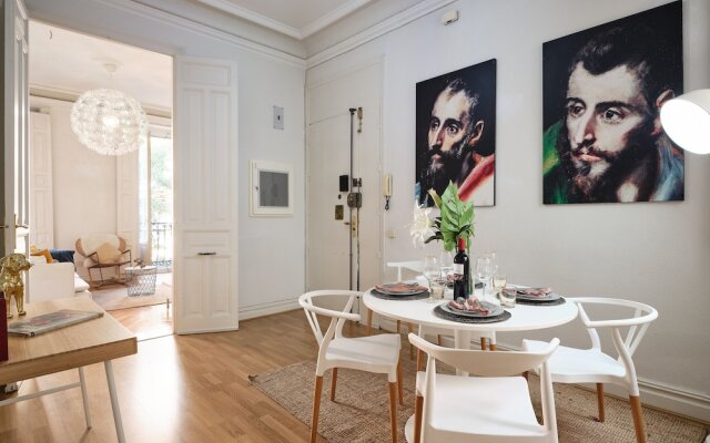 Luxury house two minutes from Sol