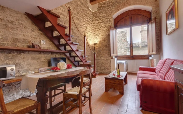 Ponte Vecchio Suite by Home Sharing
