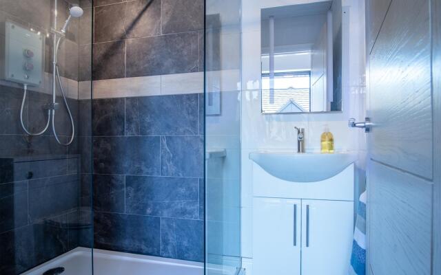 Marina View - 1 Bedroom Apartment - Neyland Marina