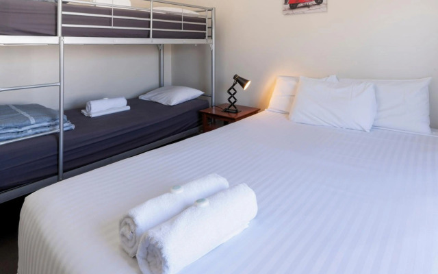 Six Degrees Boutique Hotel