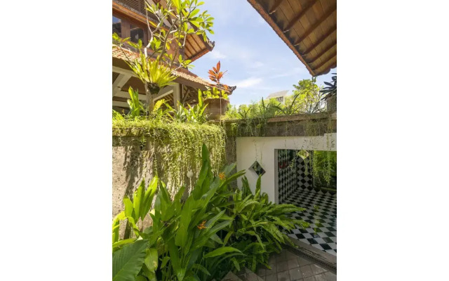 Massive Villa Brawa in Canggu