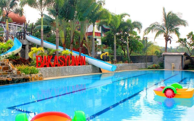 Bakasyunan Resort Zambales