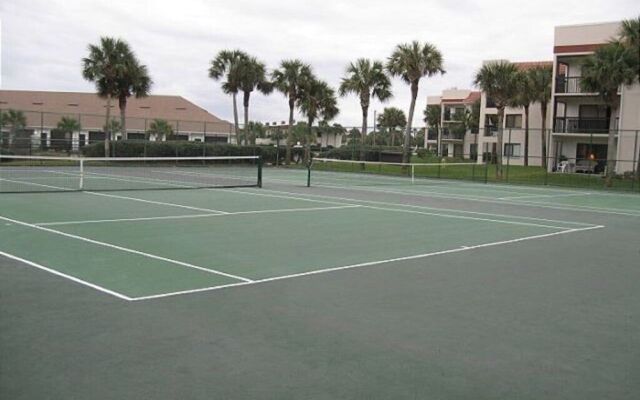 Ocean Village Club B34