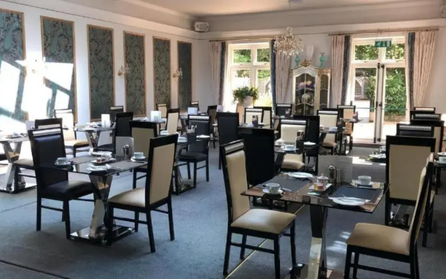 Langtry Manor Hotel