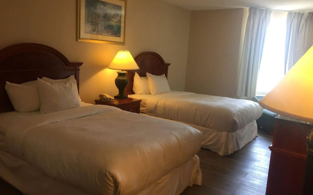 Toronto Plaza Hotel