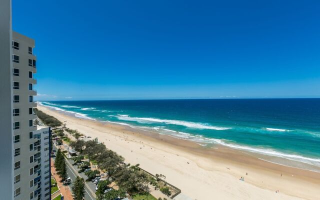 Soul on the Esplanade - HR Surfers Paradise