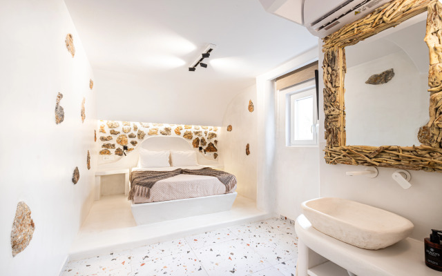 Liana Beach Hotel & Spa