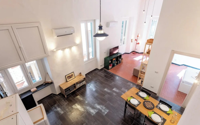 Excellent 2-bed flat in Genoa's Old Town