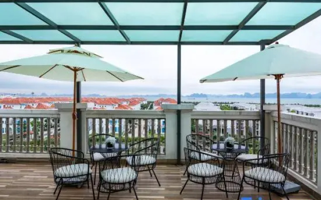 Essence Classic Hotel