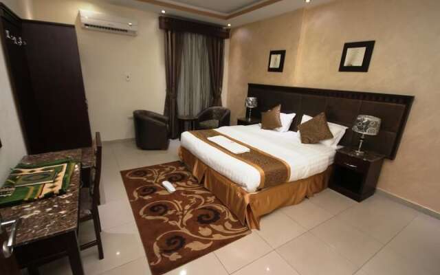 Althanaa Alraqi Hotel Suites