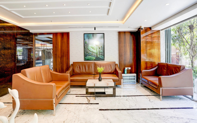 Palette Magarpatta City formerly Emerald Guestimony