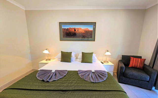 Lily Lagoon Resort – Guest Rooms – Kununurra
