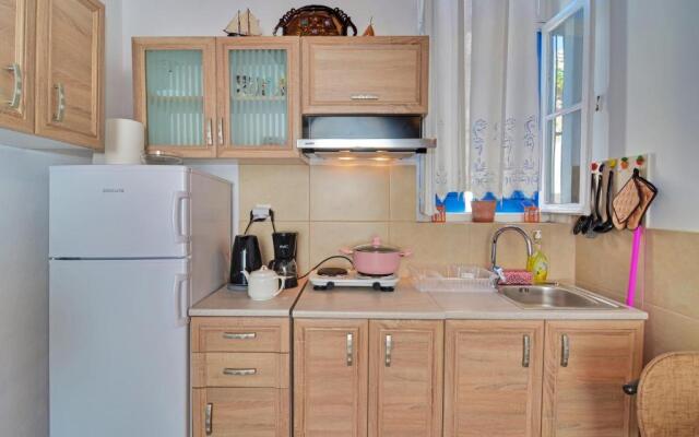 Persephone - Newly Renovated Cycladic Studio