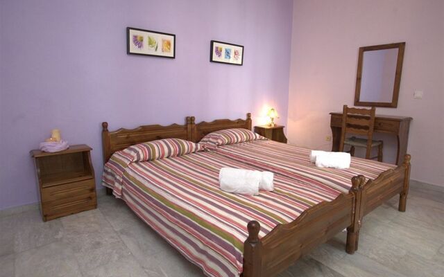 Aphrodite Hotel & Apartments