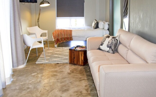 The Village Courtyard Suites